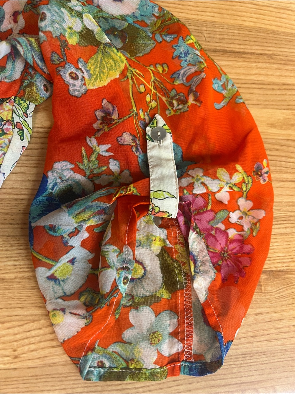 fig and flower Large Floral Blouse - Picture 4 of 11